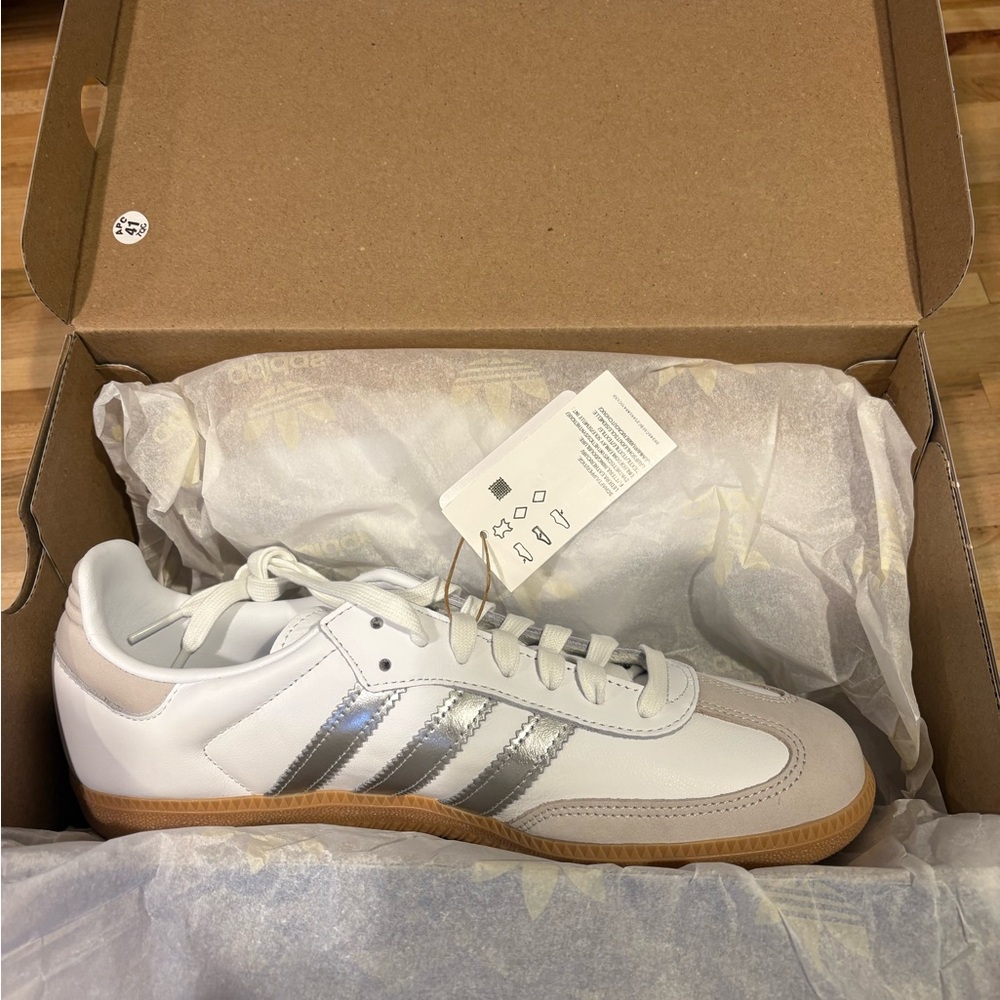 NEW Adidas Women’s Samba OG White and Silver Sneakers